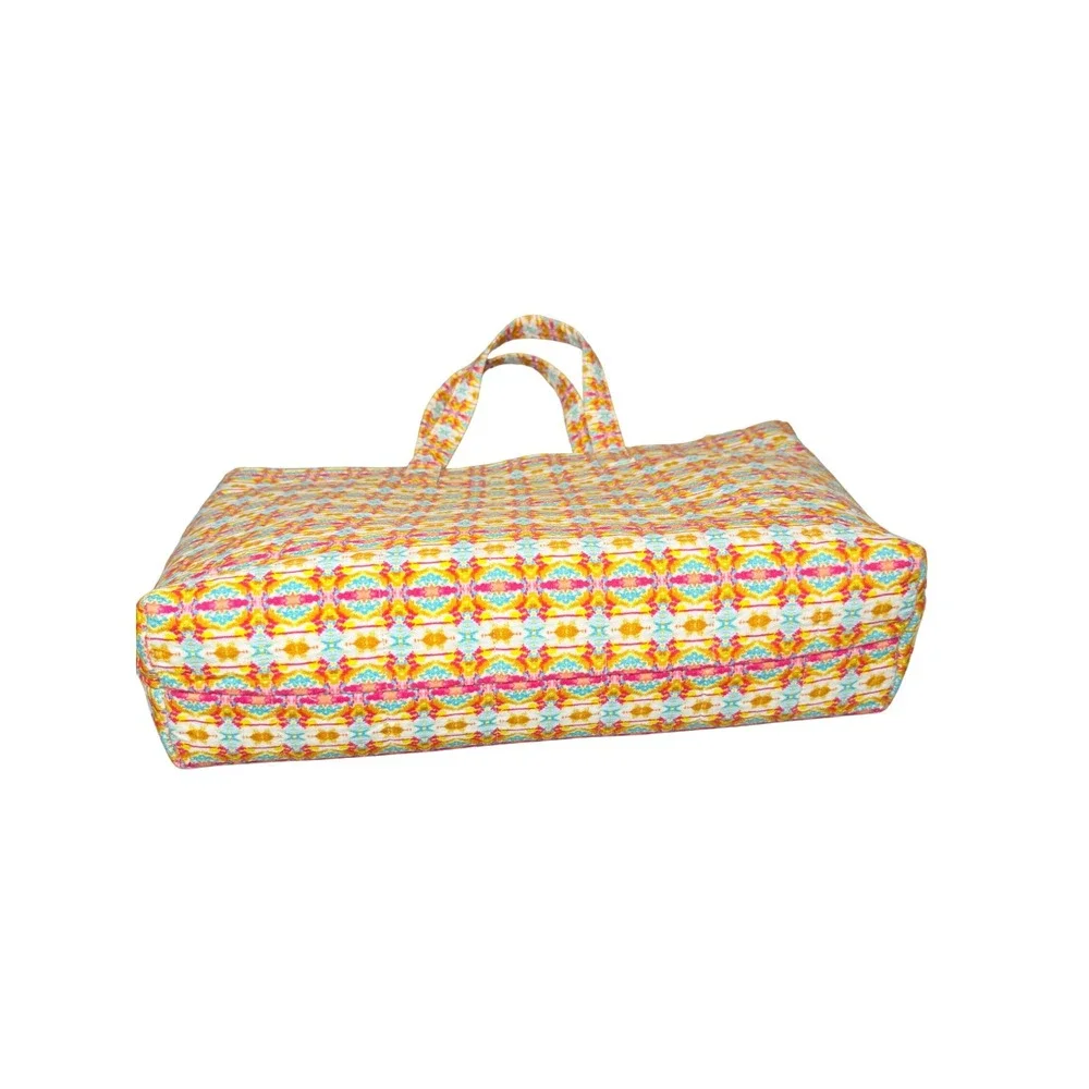 Evelyn & Kate Orange Turtle Quilted Tote - Picture 8 of 8